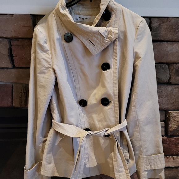 Jacket - Picture 1 of 2